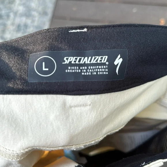 NWT Specialized women’s advantage white shorts size large - Picture 4 of 6